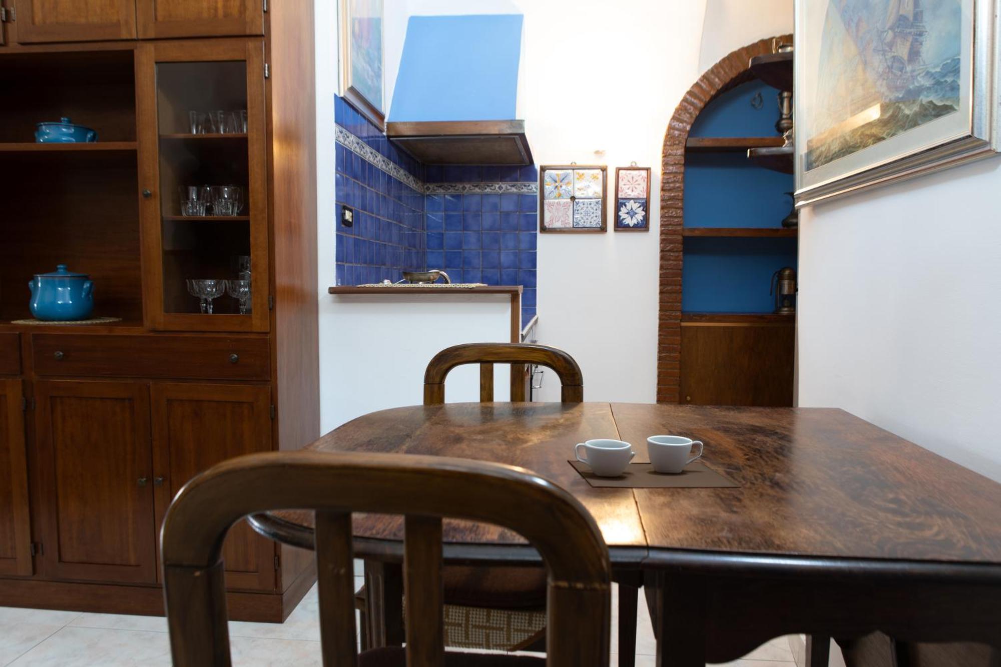 Апартаменты Casa Vitelli - Centro Storico A Due Passi Da Tutto Террачина Экстерьер фото